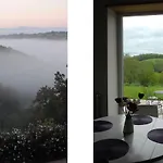 La Maison De לינה וארוחת בוקר