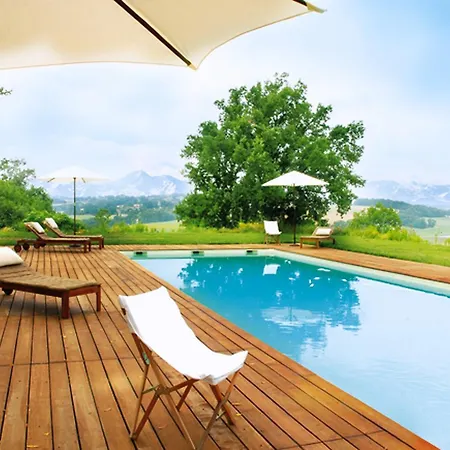 La Maison De Bed & Breakfast *