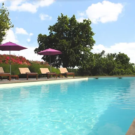 La Maison De Alojamento de Acomodação e Pequeno-almoço Bazugues