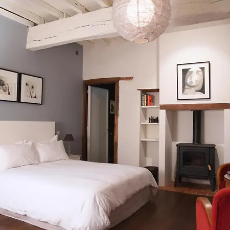 Alojamento de Acomodação e Pequeno-almoço La Maison De Bazugues