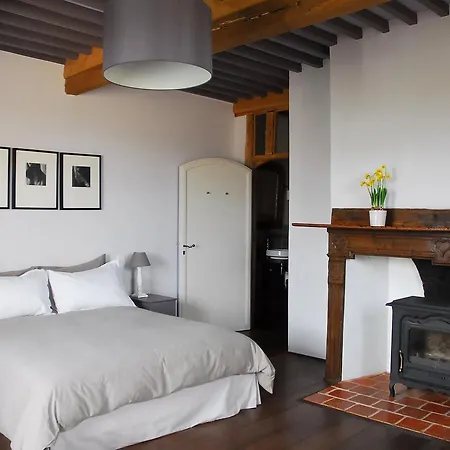 Alojamento de Acomodação e Pequeno-almoço La Maison De 3*